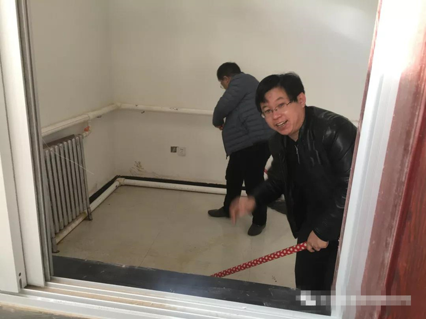 12504219_集体劳动1_副本.jpeg